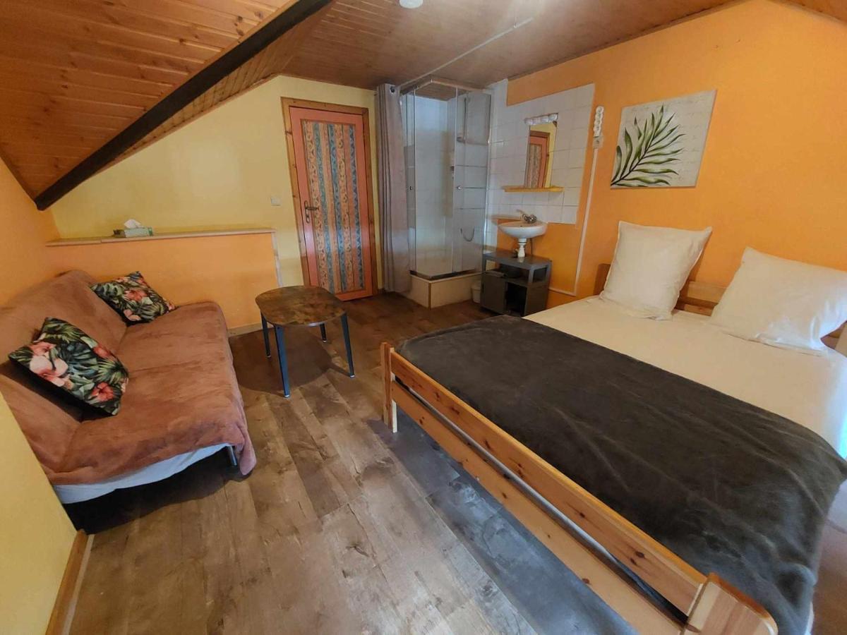 Le Vieux La Roche Bed and Breakfast Εξωτερικό φωτογραφία