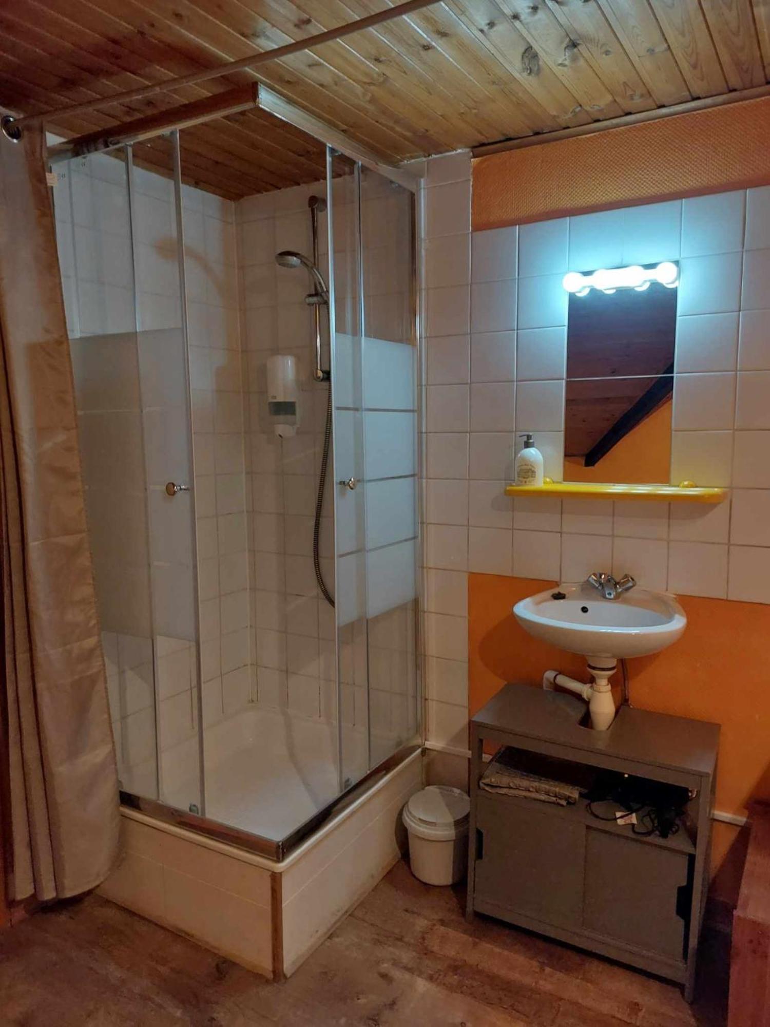 Le Vieux La Roche Bed and Breakfast Δωμάτιο φωτογραφία